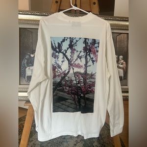 FEAR OF GOD ESSENTIAL FLORAL PRINTED LONG SLEEVE TEE WHITE